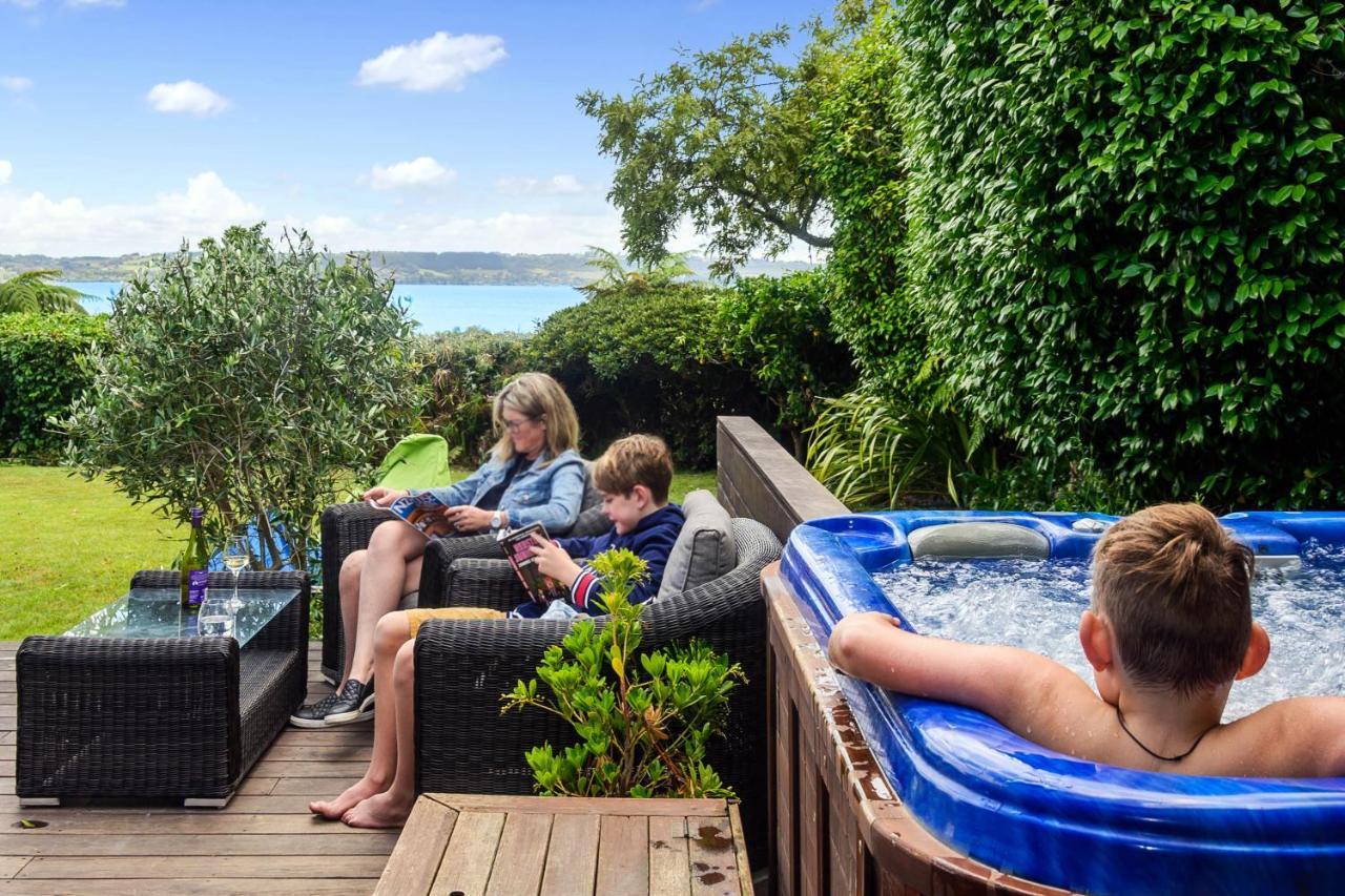 The Bird House - Kawaha Point, Rotorua. Stylish Six Bedroom Home With Space, Views And Relaxed Atmosphere Kültér fotó