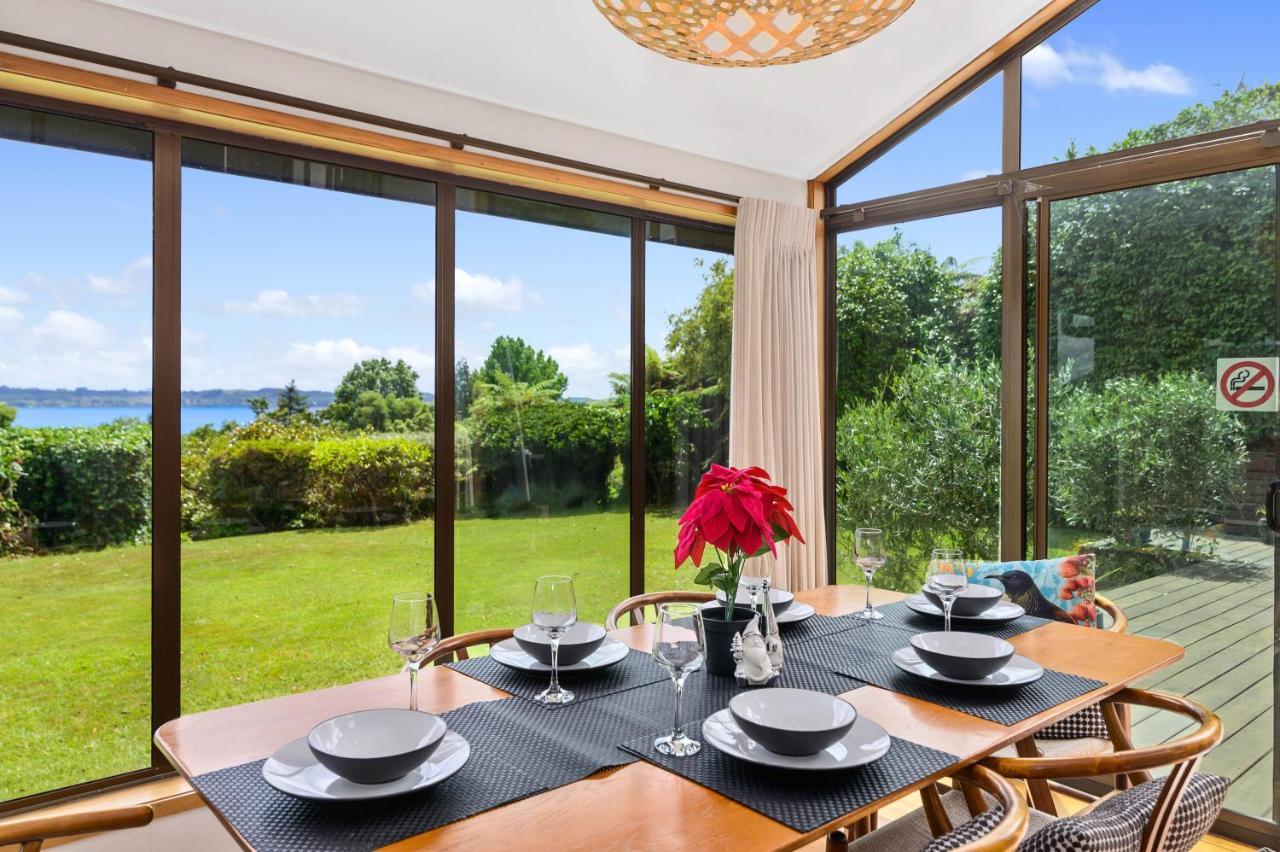 The Bird House - Kawaha Point, Rotorua. Stylish Six Bedroom Home With Space, Views And Relaxed Atmosphere Kültér fotó